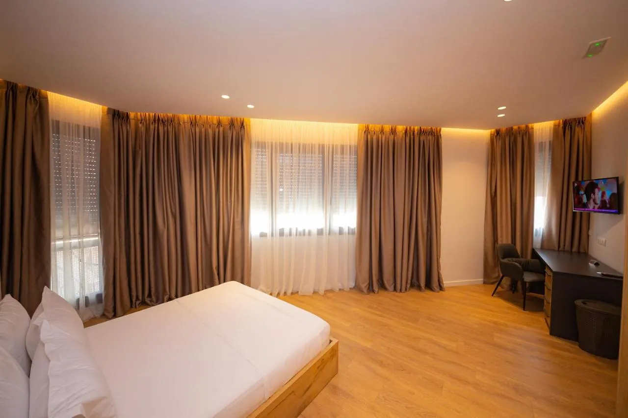 Central Chic Apartments Tirana 0*,  Albania