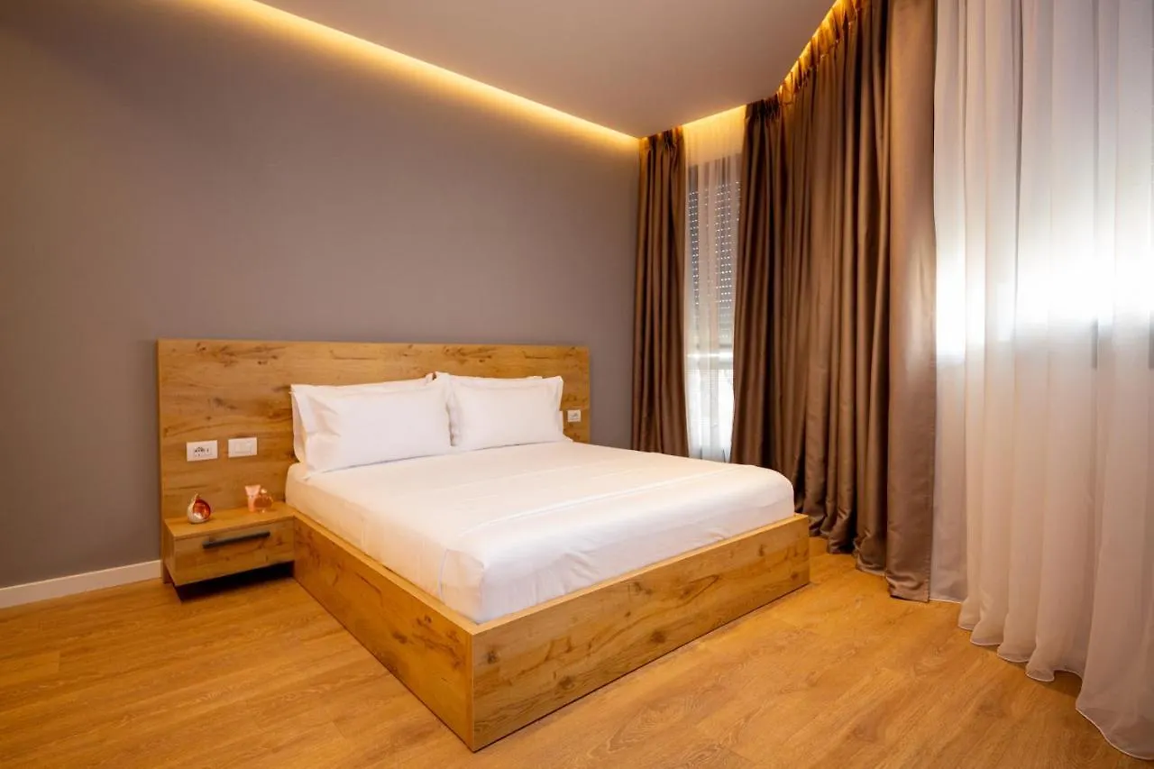 Central Chic Apartments Tirana 0*,  Albania