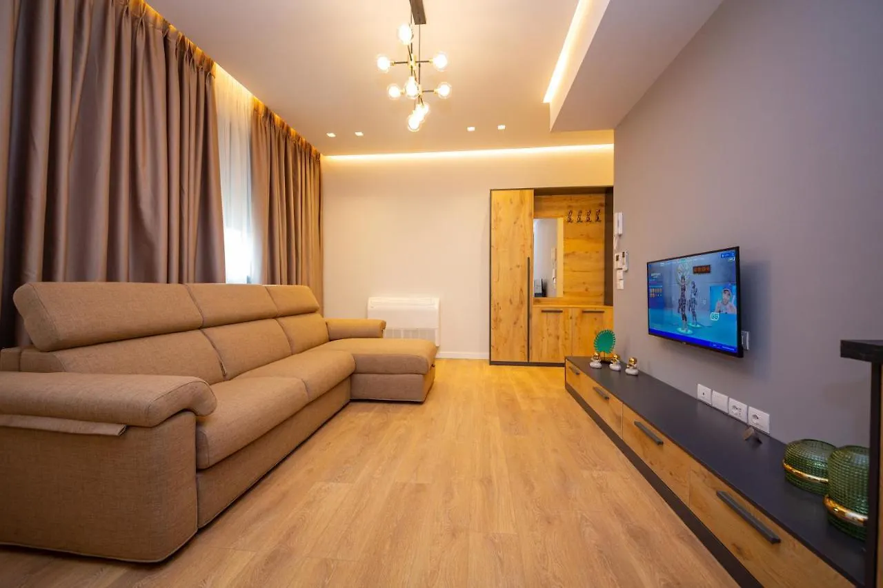 Central Chic Apartments Tirana