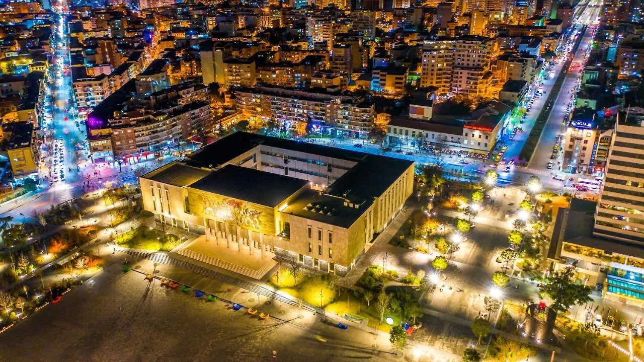 Central Chic Apartments Tirana